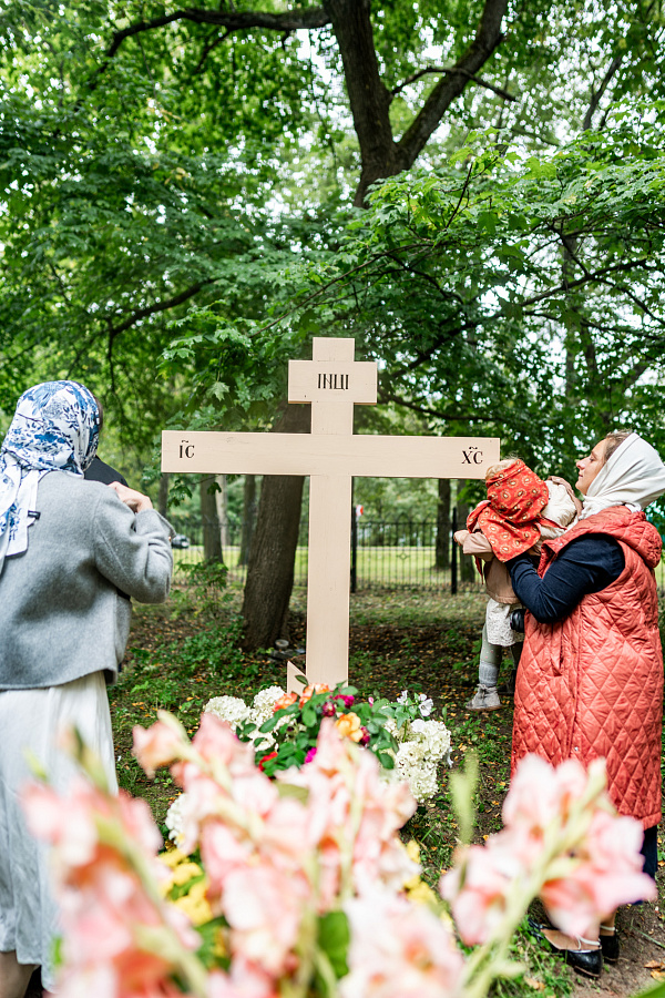 Архиерейское богослужение в Спасском храме деревни Прохорово м.о. Чехов